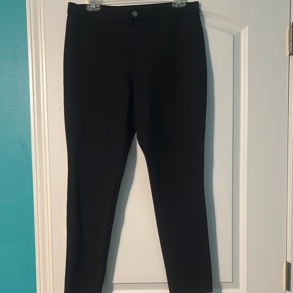 Banana Republic Black Leggings Sleek Stretchy Design